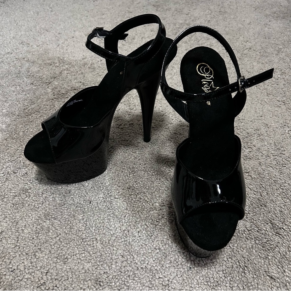 (SOLD) Pleaser Adore-709 Black Patent Platform Sandals